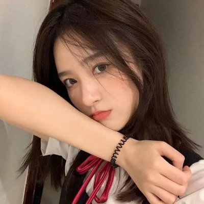 洞里的月亮
